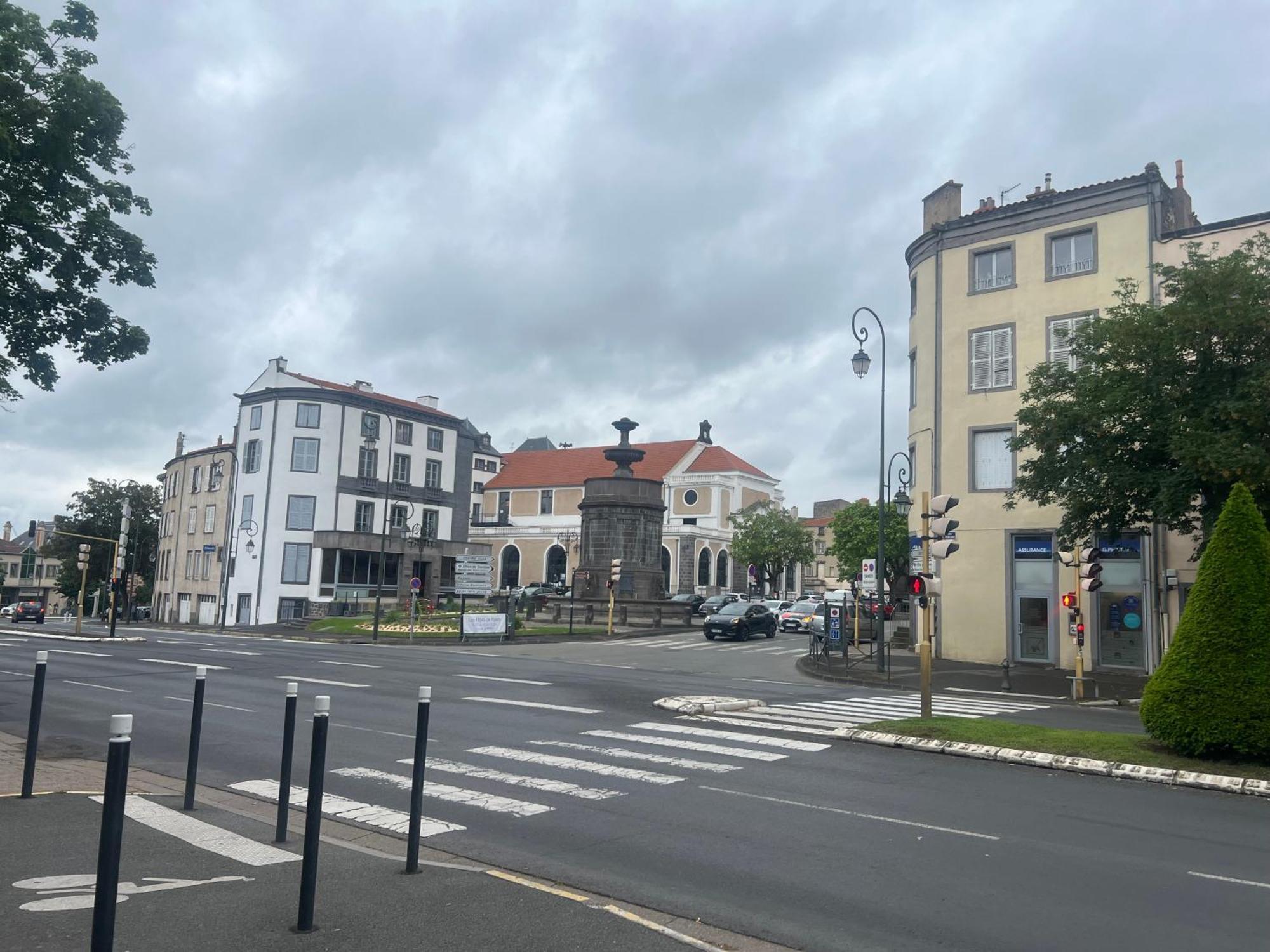 La Caravelle Hotel Riom Buitenkant foto