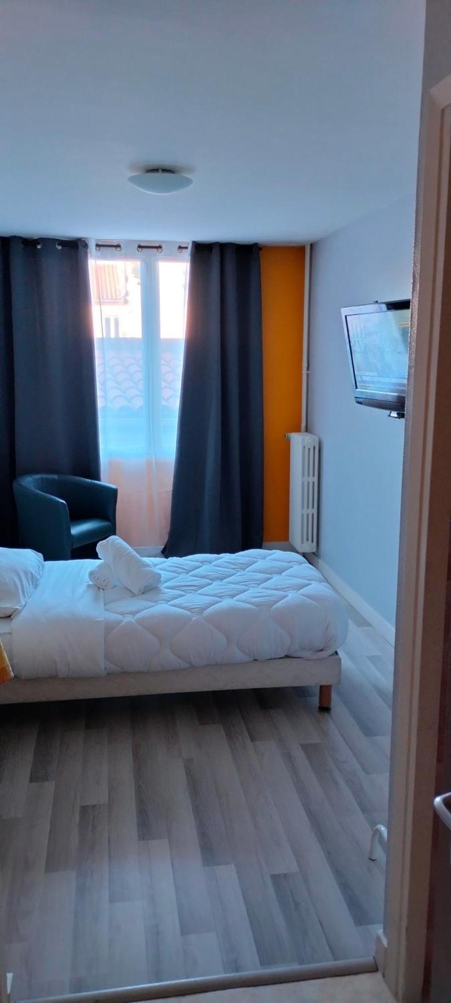 La Caravelle Hotel Riom Buitenkant foto