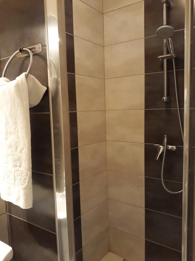 La Caravelle Hotel Riom Buitenkant foto